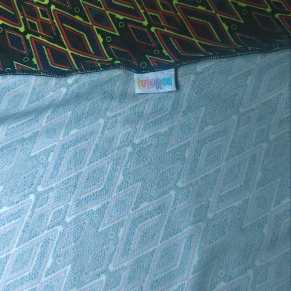 Lula Roe Skirt - Picture 2 of 4